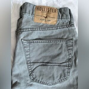 Men’s Hollister Authentic Gray Jeans Size 29x30 excellent condition